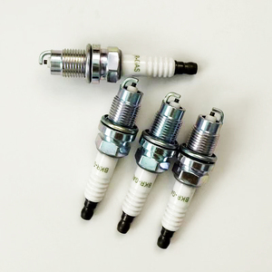 Bujía de alta calidad 9091901083 para modelos Toyota Ex Jetta Prius Land Cruiser Hilux FX hecho de iridio para gasolina - Product Image 1