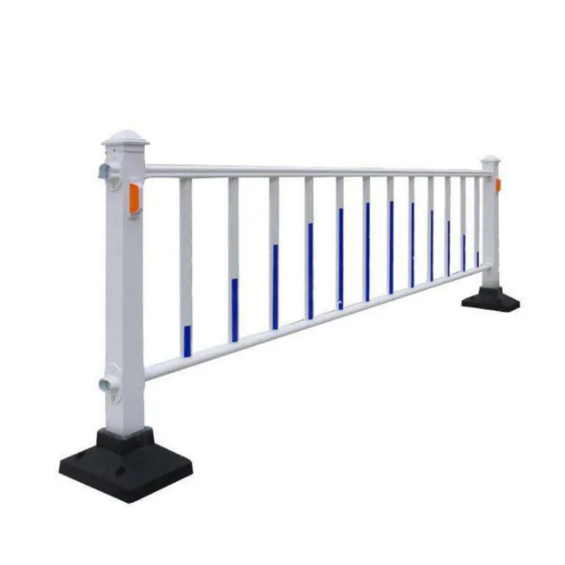 Out door partition fence steel plastic Coated Garden White fence Municipal highway galvanized build