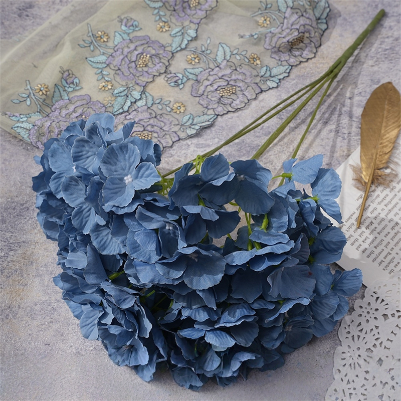 #26 Materiales Florales Serie Azul Polvoriento