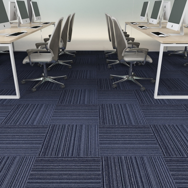 Rayures bleu foncé