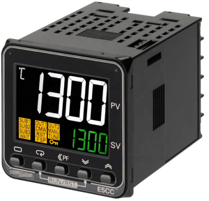 El controlador de temperatura de la serie E5CC ofrece un rendimiento de control preciso, una configuración fácil y una visibilidad excepcional - Product Image 1