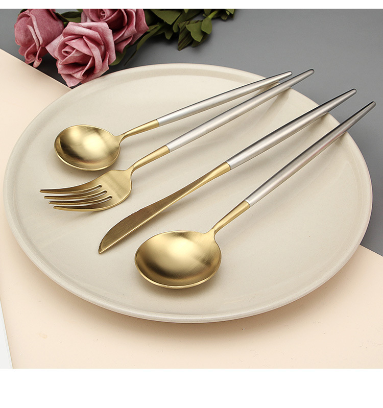 Couteau à dessert bicolore