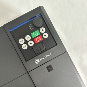 华源G100高可靠性4-800kW矢量控制变频变频器，带液晶显示屏键盘，用于电机速度控制
