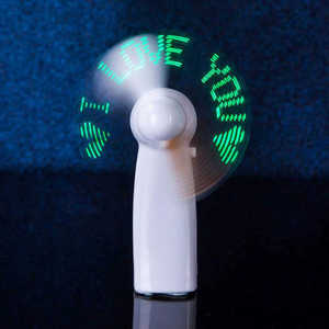 Favor de fiesta Boda San Valentín Portátil Programable Personalizado Mini Práctico Led Mensaje personalizado Ventilador eléctrico de mano Se lleva - Product Image 6