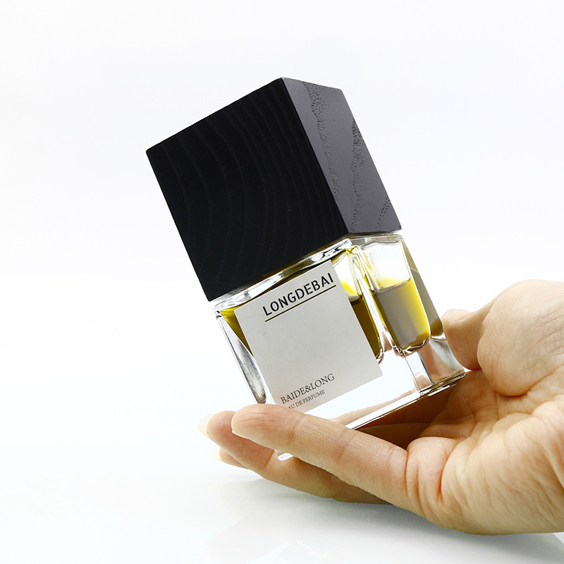 Bouteille en verre transparent