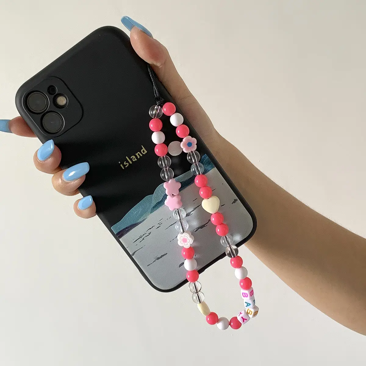 Atacado várias formas bonito telefone cinta encantos, alta qualidade personalizado telefone cadeia diy talismã