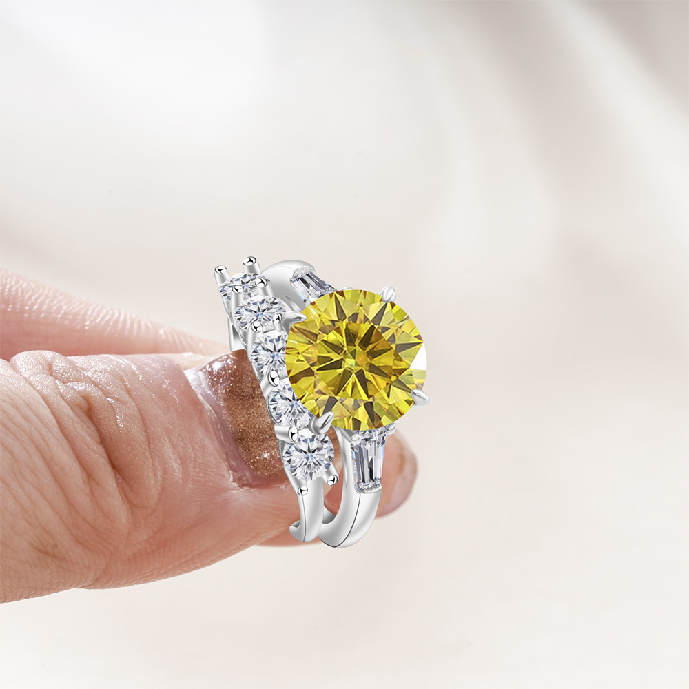 Golden yellow C