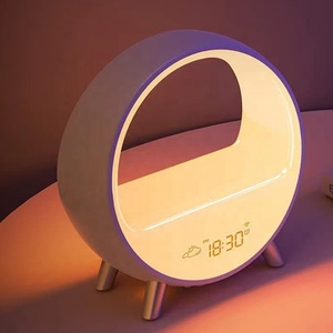 Lonvel最新智能台灯Archy Night Blub，带语音控制天气显示氛围o型夜灯扬声器旁边