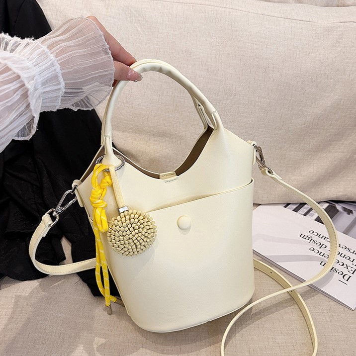 Jaune avec charme