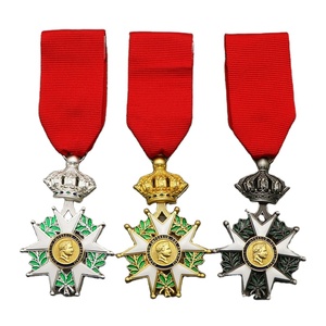 フランス皇帝ナポレオンの上級騎士団の名誉勲章と名誉勲章の軍団の複製 - Product Image 1