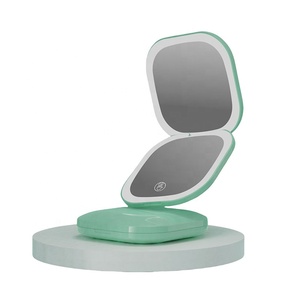 紧凑型发光二极管放大旅行化妆镜 - Product Image 1