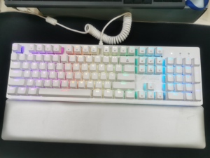 发光二极管背光RGB机械键盘104键帽打字机键盘游戏 - Product Image 3