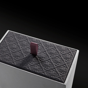 定制印刷厂豪华哑光黑纸硬纸板玩具包装磁盖礼品盒 - Product Image 4
