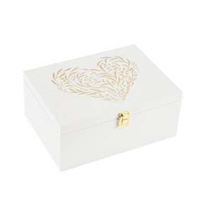 Hộp lưu niệm bằng gỗ lớn màu trắng có nắp có bản lề và khung ảnh bên trong hộp lưu trữ gỗ trang trí - Product Image 2