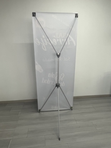סיטונאי Flex x <span class=keywords><strong>baner</strong></span> מעמד x מתכוונן x דוכן תצוגה באנר אלומיניום cmyk הדפסה דיגיטלית