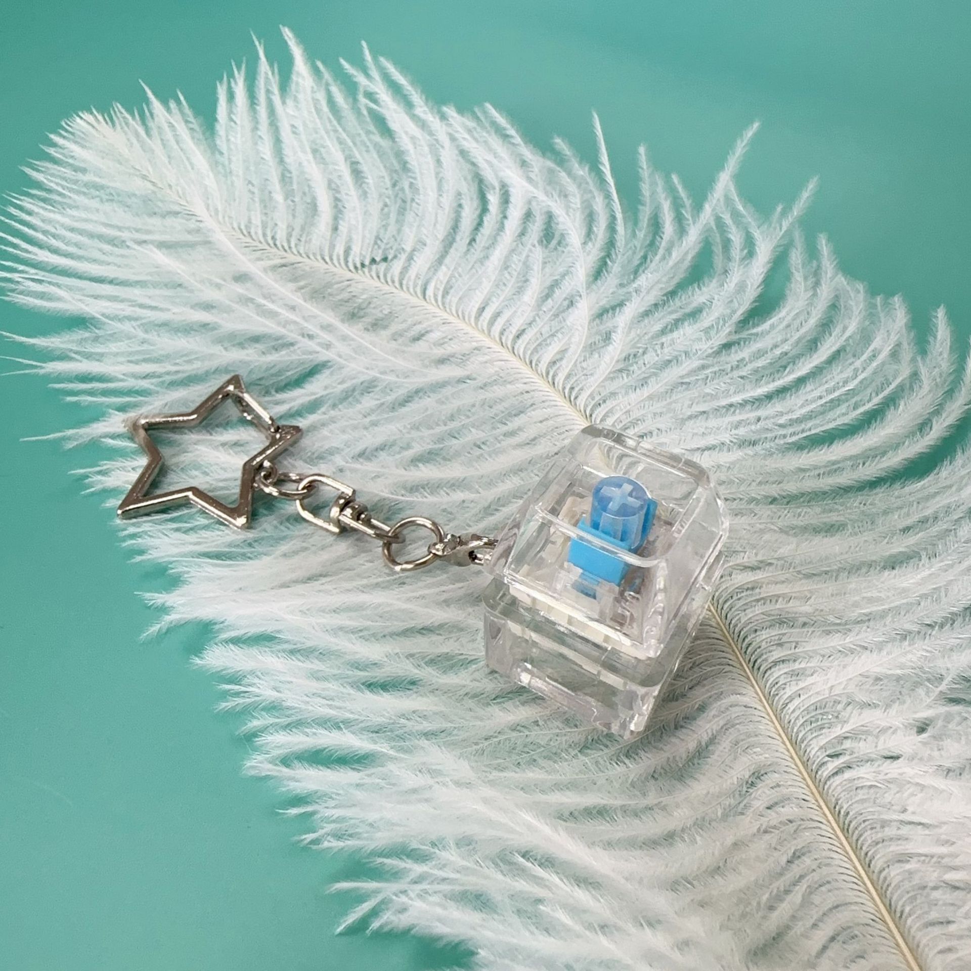 Cadena de estrellas plateadas transparentes de PC con unión simple.