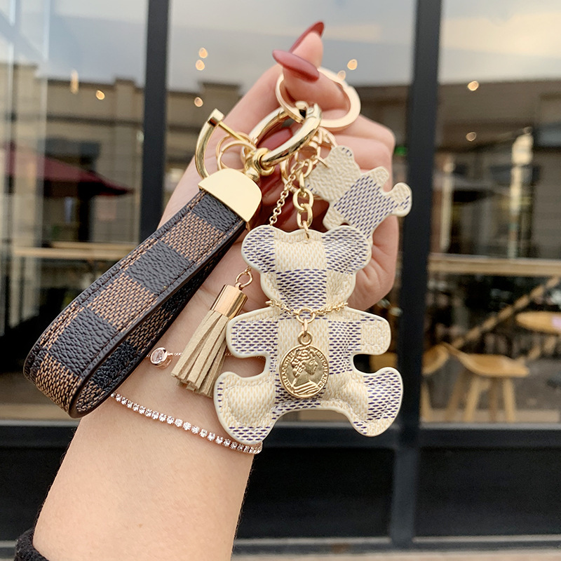 Milk White Checkered Bear+keychain