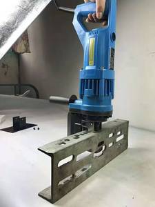 方管冲床用便携式电动液压开槽机90度角成型 - Product Image 5