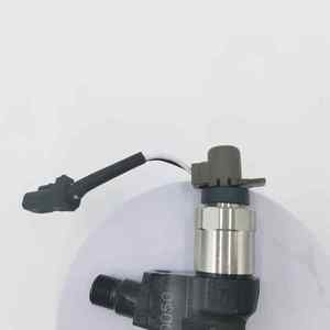 COMMON RAIL INJECTOR <strong>095000</strong>-6353 for DENSO HINO J05E J06 KOBELCO EXCAVATOR - Product Image 2