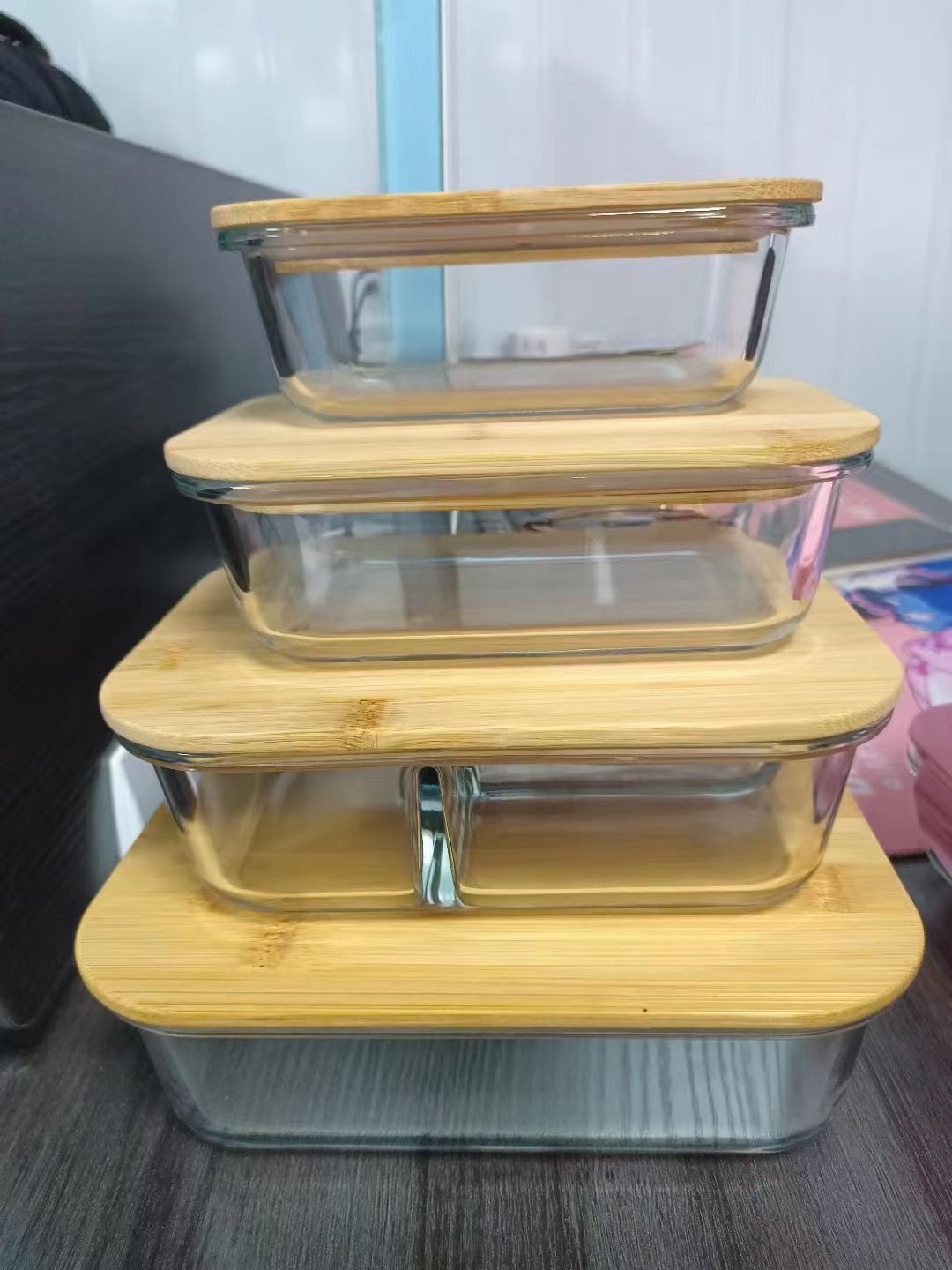 Kitchen tableware set,bamboo coverTransparent glass bowl,Vegetable and fruit salad bowl