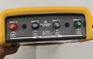 Fluk E E 190-504 500MHz เครื่องมือวัดระดับสายตา190-204-S เครื่องออสซิลโลสโคปแบบพกพา190-062 190-102 190-202 190-104ฟลุคของแท้ - Product Image 2