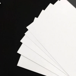 Zeitlich begrenztes holz freies Offsetdruck papier Kunden spezifische Farbe Elfenbein platte unterschied licher Größe für Notebooks