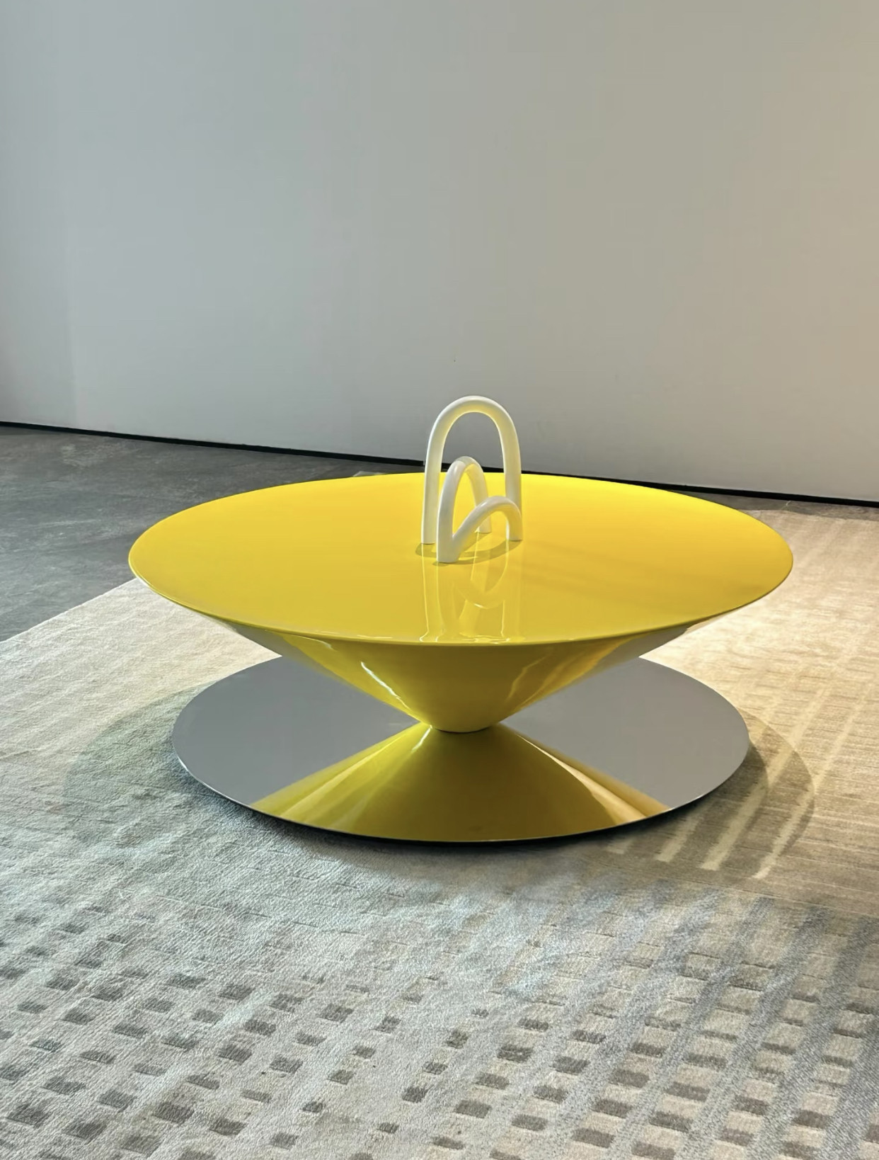 Jaune