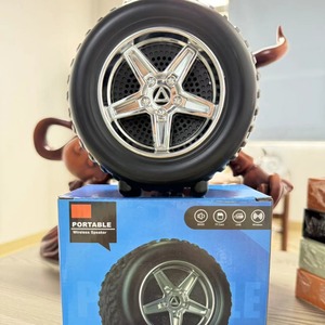 1688購入代理店ポータブル多機能大型サブウーファーBluetoothスピーカータイヤ形状デザイン屋外用