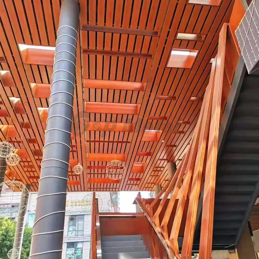 Paneles de techo elásticos decorativos para Exterior, tira de aluminio de Color madera y Metal, diseño lineal para decoración Interior