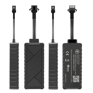 Em tempo real Mini Veículo <span class=keywords><strong>GPS</strong></span> <span class=keywords><strong>Tracker</strong></span> QS111R 4G para o ônibus do caminhão do carro com <span class=keywords><strong>iOS</strong></span> <span class=keywords><strong>App</strong></span> Track View