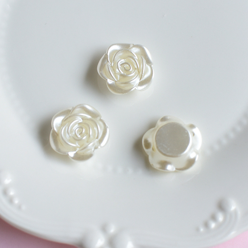 Pearl white Rose 1.9