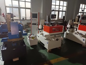 Armadio ad alta velocità macchina per il taglio del filo CNC DK7735 EDM macchina viaggio chiave edm - Product Image 3