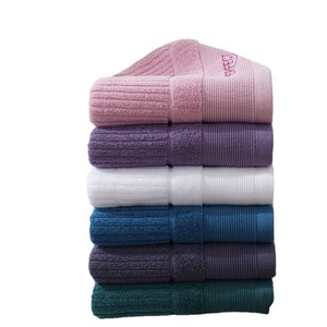 High Quality Quick Dry <strong>Towel</strong> for Adults From China Textile Market Square Logo Design for Bathroom Use - Product Image 2