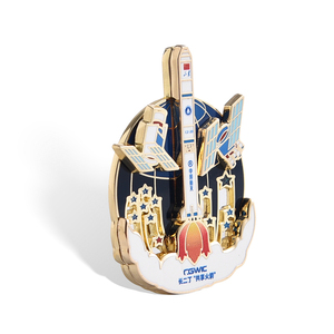 Çok katmanlı yapı roket uzay istasyonu elemanı promosyon hatıra büyük olay kullanımı yaka Pin düğme rozet - Product Image 1