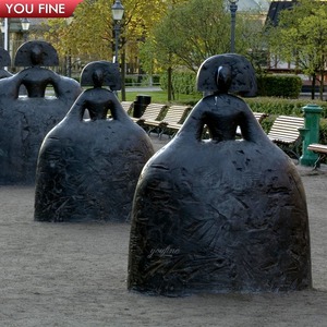 Scultura all'aperto della statua della signora del bronzo di Manolo Valdes del giardino grande - Product Image 6