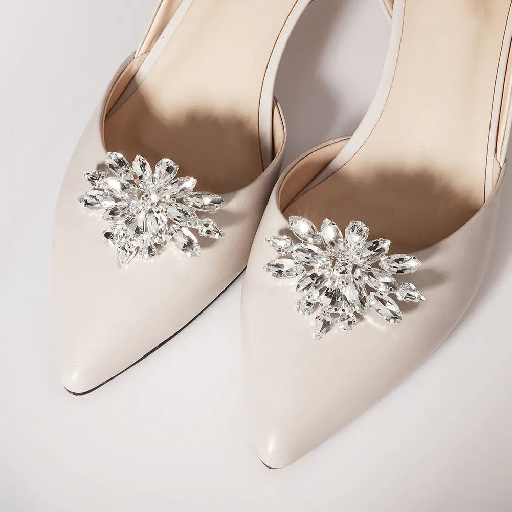LUOXIN grosir wanita berlian imitasi Glitter logam dekorasi pengantin hak tinggi sepatu klip gesper