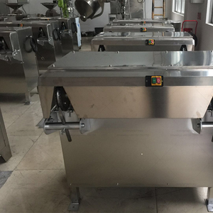 Automatic <strong>Coconut</strong> Husker <strong>Coconut</strong> Peeling Machine Manual <strong>Shell</strong> Breaking Husk Decorticating Crusher Machine <strong>Coconut</strong> Peeler Machine