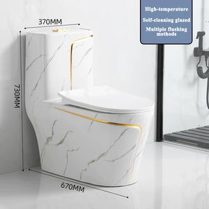 Modern tasarım sıcak satış mermer desen ve altın çizgi banyo seramik tek parça commode WC tuvalet