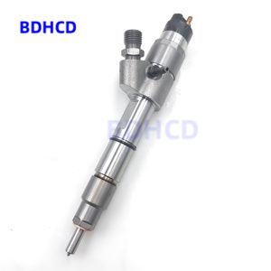 Volkswagen <span class=keywords><strong>MWM</strong></span> motor için toptan oto parçaları 0445120043 dizel sabit basınçlı püskürtme enjektörü yeni 0445120326 0445120043 0445120043