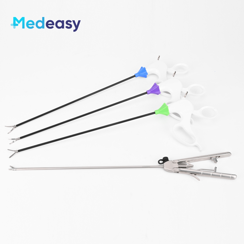 A needle holder set