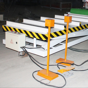 Mesa elevadora de tijera CNC de carga automática para máquina enrutadora CNC Carga auxiliar para tablero MDF de 1220*2440mm - Product Image 1