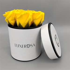 กล่องกระดาษแข็งทรงกลมพร้อมฝาปิดกล่องของขวัญทรงถังกอดใหม่คลาสสิก - Product Image 3