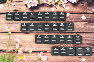 ชุดสร้อยข้อมืออักษรสีเงินสำหรับ Apple Watch,ชุดอุปกรณ์เสริมสายนาฬิกาข้อมือขนาด38มม. 40มม. 41มม. 42มม. 44มม. 45มม.