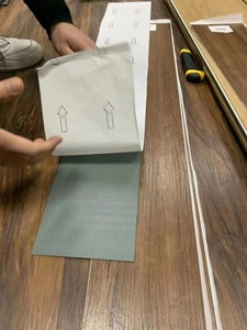 防水2mm/2.5mm/3mm防水PVCタイルLvtビニールフロアタイル自己接着性LVTフローリング - Product Image 4