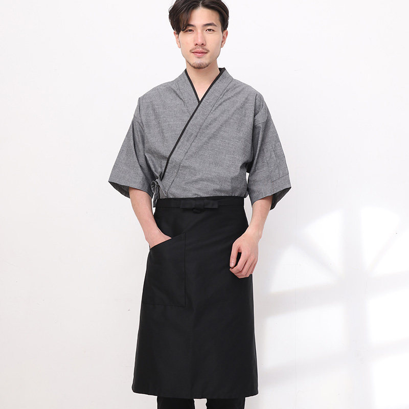 Top + black apron