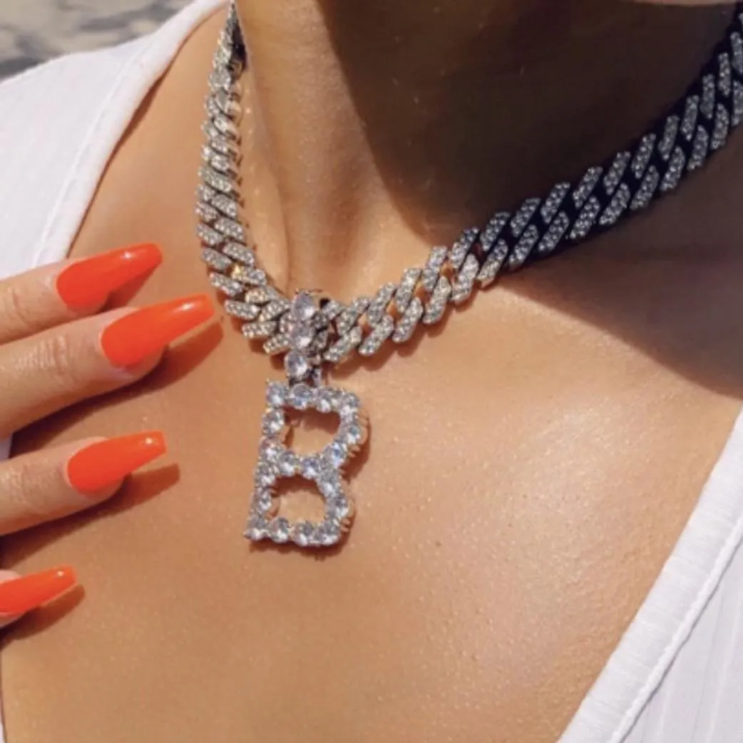 Cadena de eslabones cubanos con diamantes para mujer, colgante con letras, cadena de tenis, collar con inicial "A Z"