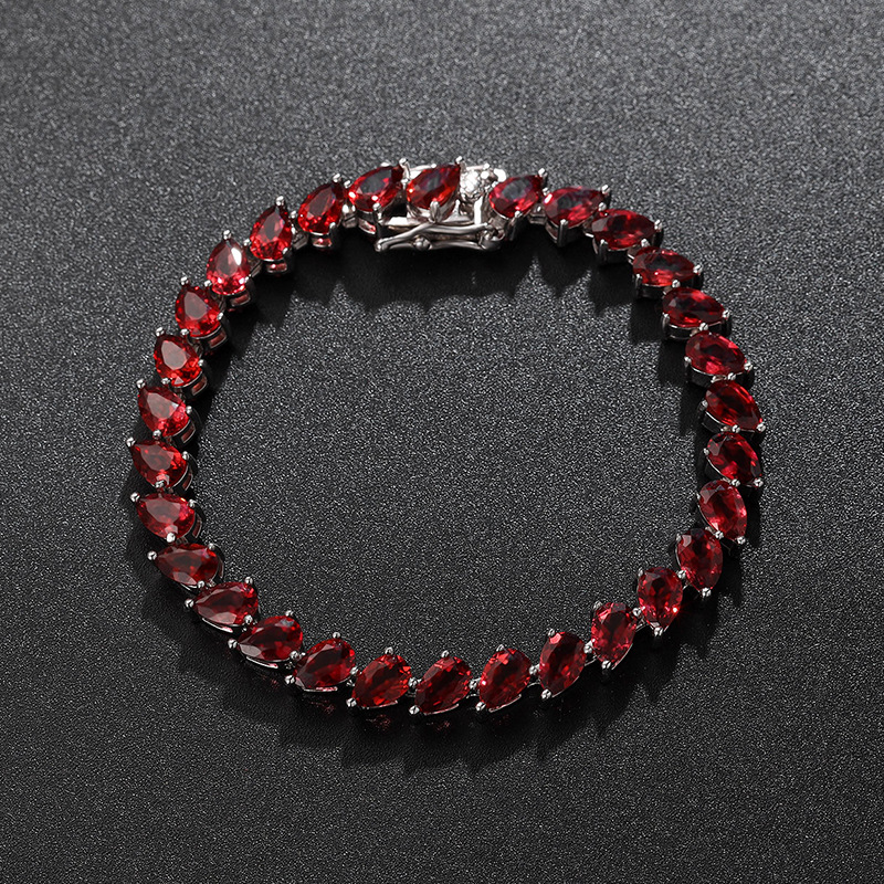 Bracelet grenat taille poire 4*6mm