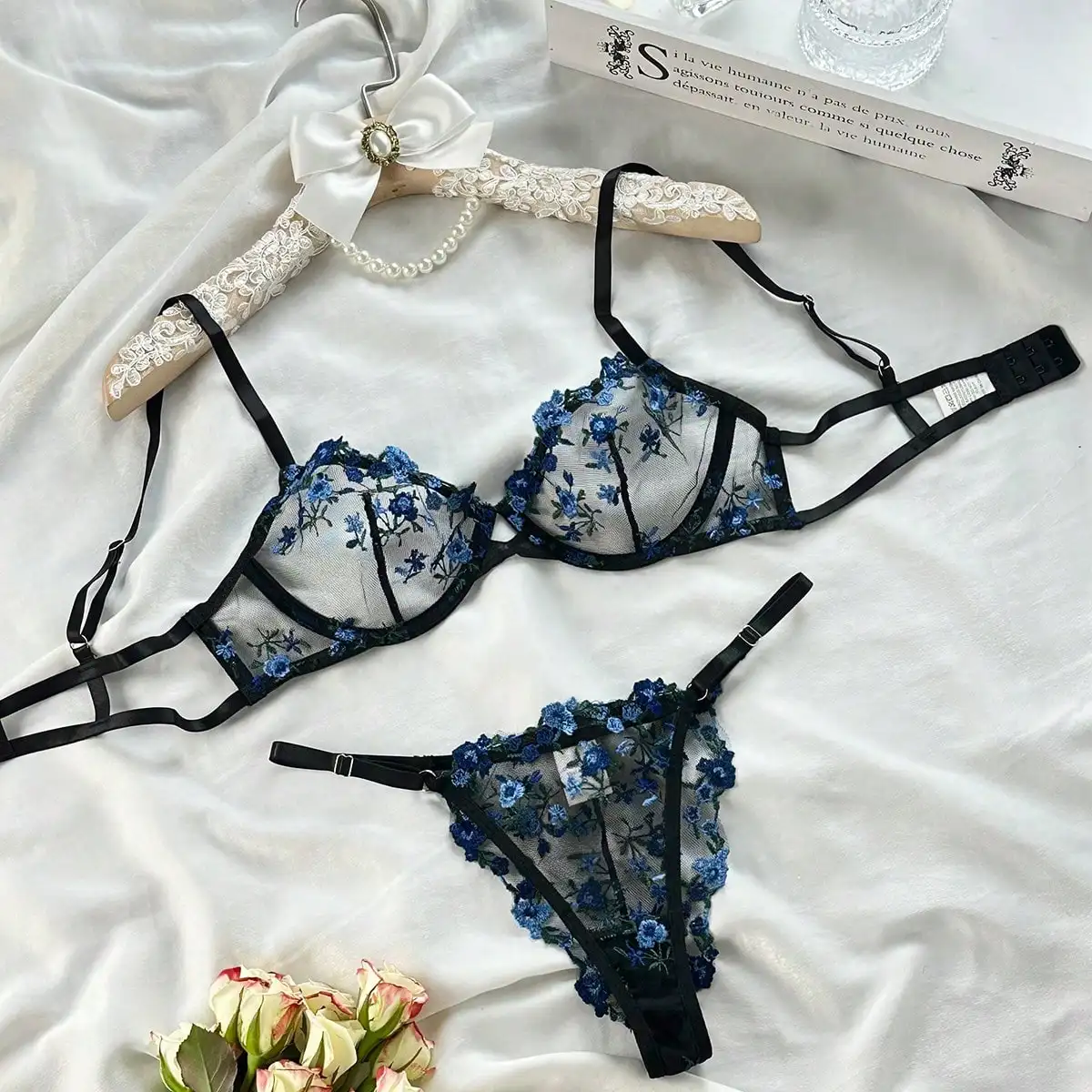 Conjunto de Sujetador Sexy, Conjunto de Lencería de Malla Floral Bordada, Bralette de Realce, Tanga Ahueca hacia Fuera, Ropa Interior Íntima Sexy Transparente para Mujer