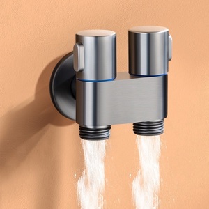 G1/2 standart pirinç 1 2 açılı vana duvar asılı bide püskürtme ve banyo kullanımı için çift kolu yön ile Shattaf musluk - Product Image 6