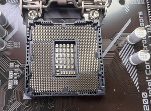 กิกะไบต์ Z490M เมนบอร์ดสำหรับเล่นเกม X LGA 1200 Micro-ATX Desktop motherboard DDR4 Intel Chipset SATA อินเตอร์เฟซฮาร์ดไดรฟ์มือสอง - Product Image 5